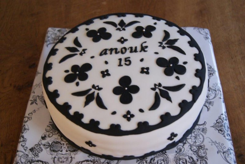 Black-white cake